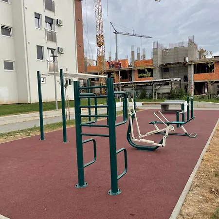 Lagator Lux * Loznica