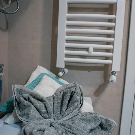 Lagator Lux Лозница