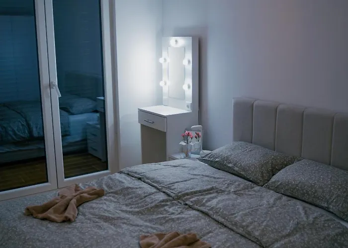 Lagator Lux * Лозница